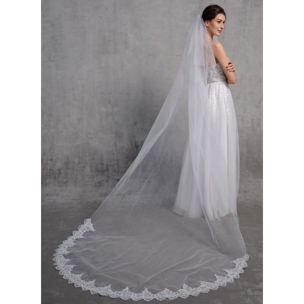 Two-tier Lace Applique Edge Cathedral Bridal Veils With Lace