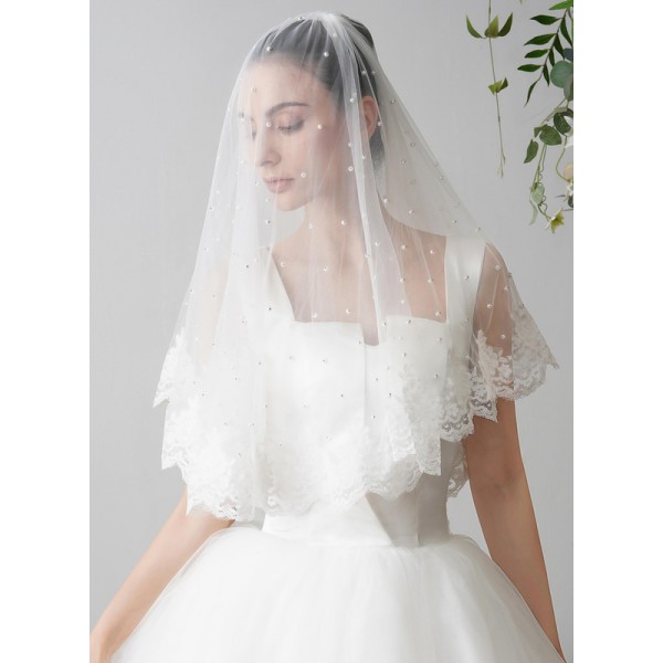 Two-tier Lace Applique Edge Fingertip Bridal Veils With Faux Pearl/Lace