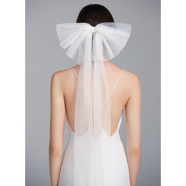 One-tier Cut Edge Elbow Bridal Veils With Lace