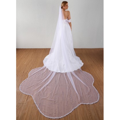 One-tier Scalloped Edge Cathedral Bridal Veils With Applique/Lace