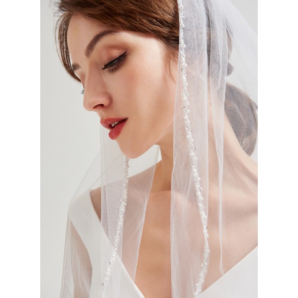 One-tier Elbow Bridal Veils With Pencil Edge