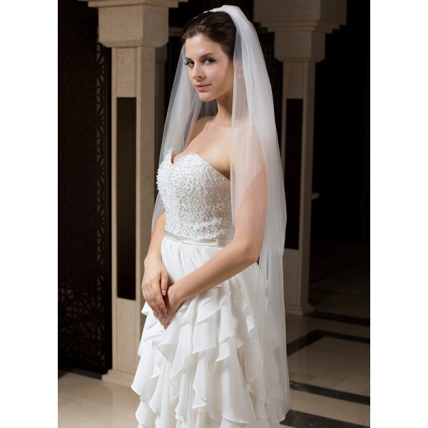Two-tier Waltz Bridal Veils With Cut Edge