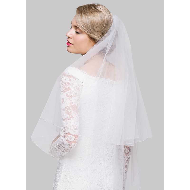 Two-tier Beaded Edge Fingertip Bridal Veils With Beading