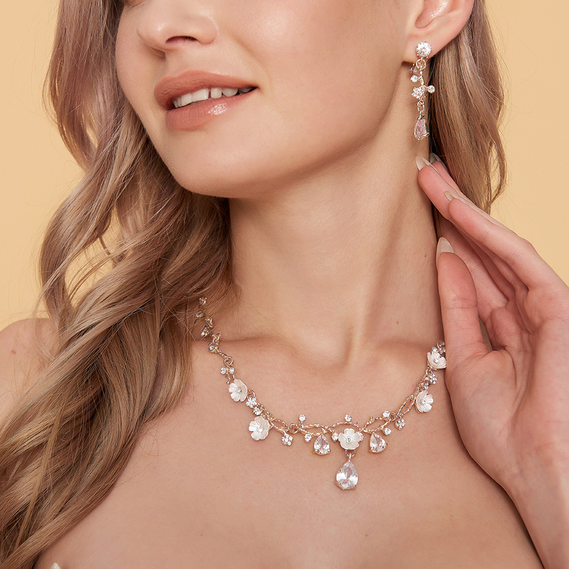 Ladies' Beautiful Alloy/Rhinestones/Zircon Jewelry Sets