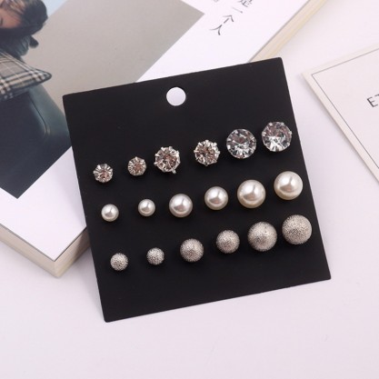 Elegant Alloy/Rhinestones/Imitation Pearls Ladies' Earrings
