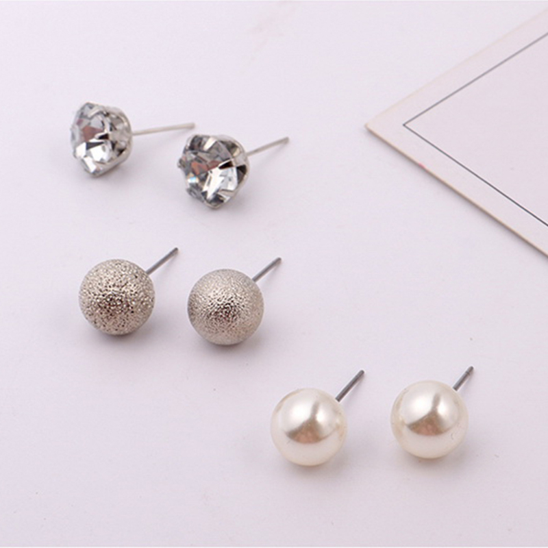 Elegant Alloy/Rhinestones/Imitation Pearls Ladies' Earrings