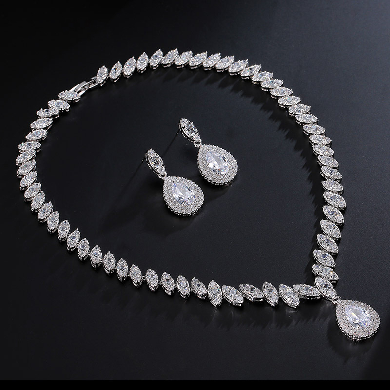 Classic Zircon Ladies' Jewelry Sets