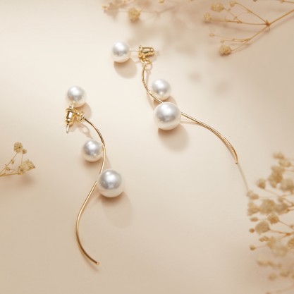 Classic Alloy/Pearl Earrings
