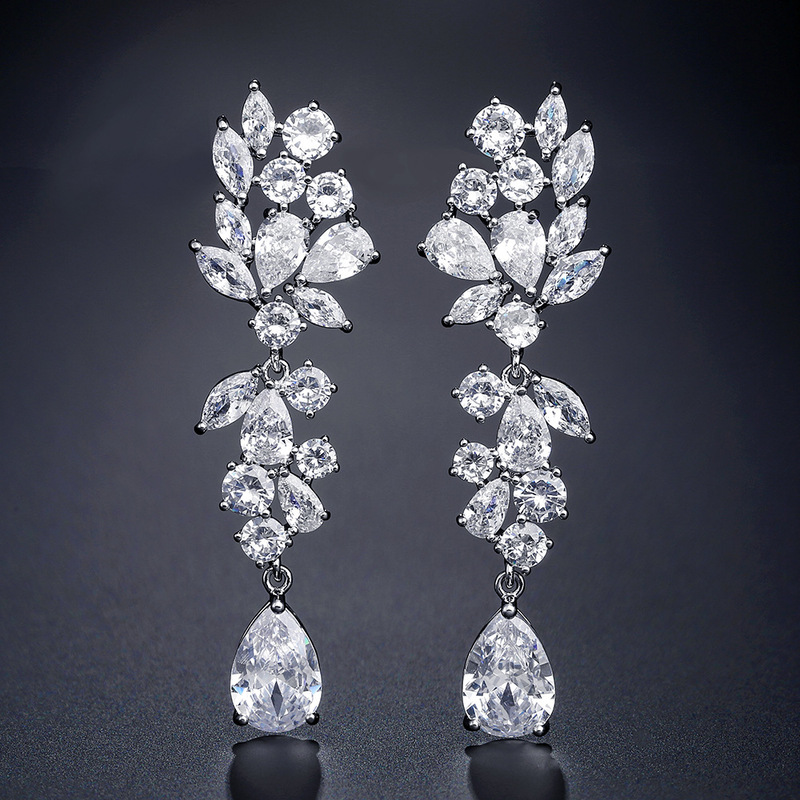 Non-personalized Ladies' Beautiful Zircon Earrings For Her