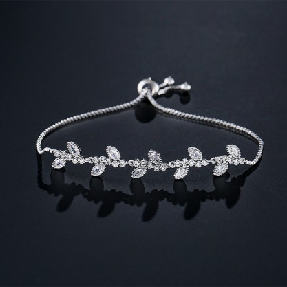 Ladies'/Couples' Elegant/Fashionable/Classic Alloy Bracelets For Bride/For Bridesmaid/For Mother/For Couple/For Her