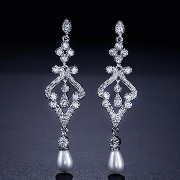 Luxurious Copper/Zircon/Platinum Plated With Imitation Pearls Ladies' Earrings
